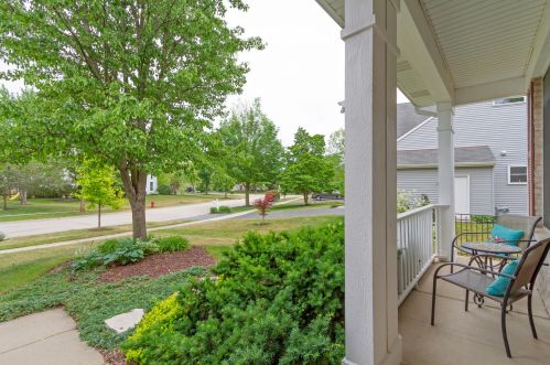 1520 Trailwood Dr, Bull Valley, IL 60014-2940