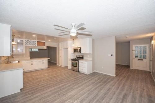 6375 Westview Dr, Riverside CA  92506-5325 exterior