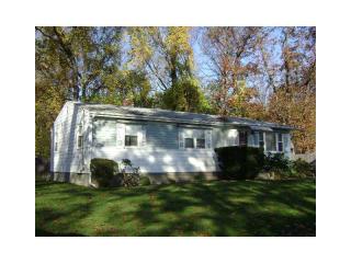 95 Cottage Grove Ave, Warwick, RI 02889-8701