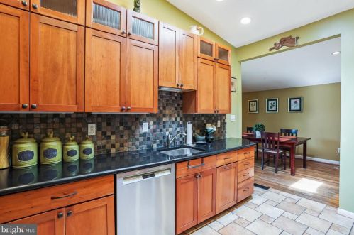 412 Sisson Ct, Silver Spring MD 20902-3151 exterior