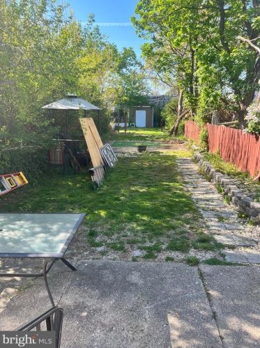 5918 Jackson St, Philadelphia PA  19135-4031 exterior