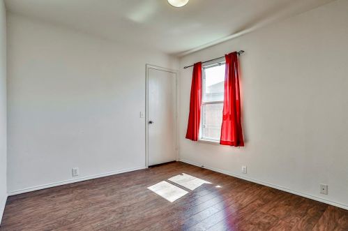 8232 Rnch Hand Trl, Fort Worth TX  76131-5365 exterior