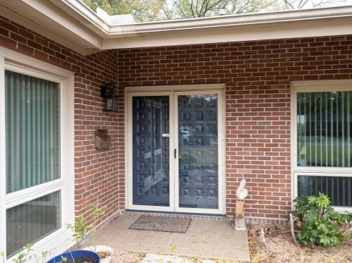 1003 Lakeview Dr, Mount Pleasant, SC 29464-3525