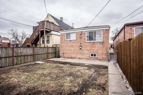 9019 Wallace St, Chicago IL  60620-2225 exterior