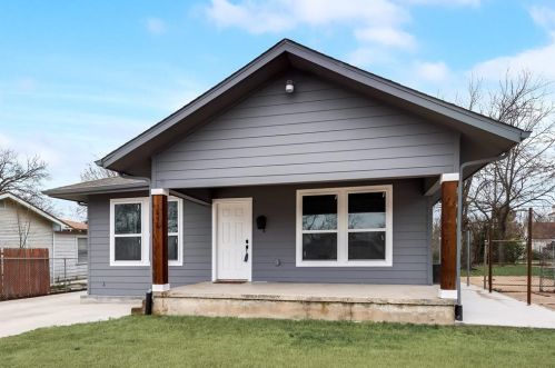 1474 Myrtle St, Fort Worth, TX 76104-5762