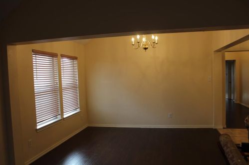 3923 Luke Ln, Carrollton TX  75007-1326 exterior