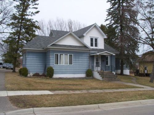 204 Cherry St, Bertha, MN 56437-1900
