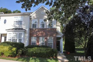 5326 Crescentview Pkwy, Raleigh, NC 27606-4547