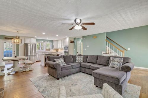 736 Old Pendergrass Rd, Jefferson GA  30549-2758 exterior