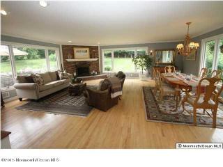 11 Canterbury Ct, Holmdel Village, NJ 07733-1602