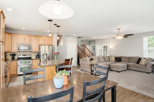 5424 Haleyville Way, Denver CO  80016-4275 exterior