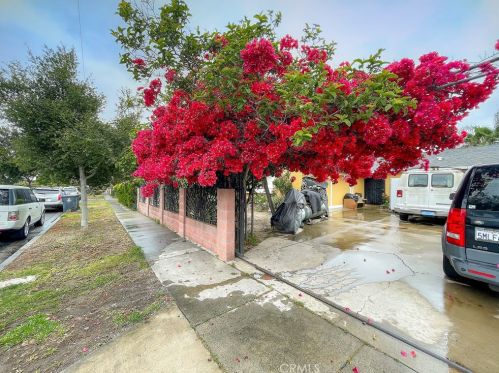 1812 Bamdal St, Santa Ana, CA 92704-4010