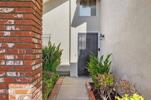 8499 Yarrow Ln, Riverside CA  92508-2969 exterior
