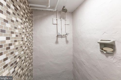 2009 Grace Church Rd, Silver Spring MD 20910-2116 exterior