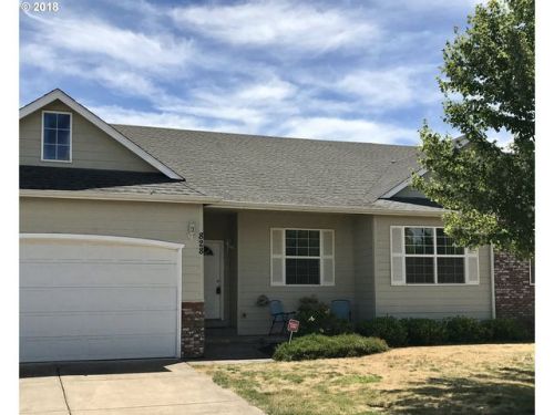 828 Umpqua St, Harrisburg, OR 97446-9587