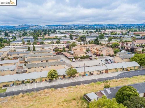 22307 Garden Ave, Hayward, CA 94541-6006