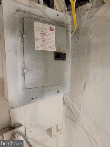 703 State St, Trenton NJ 08609-2008 exterior