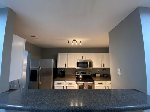 2246 Charleston Pointe, Atlanta GA  30316-3025 exterior