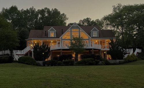 1126 Shoreline Dr, Jefferson GA  30549-2142 exterior