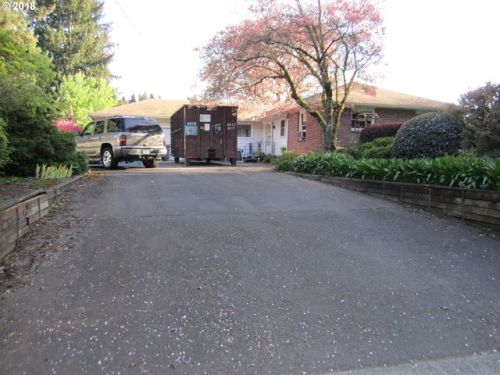 3738 Johnson Creek Blvd, Portland, OR 97222-5544