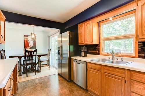 207 County Rd F, Saint Paul MN  55110-3845 exterior