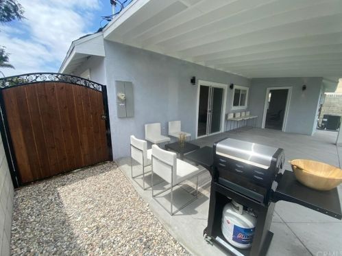 14412 Cordary Ave, Hawthorne CA  90250-8340 exterior