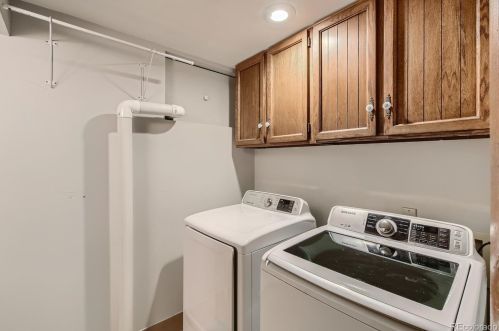 2598 Eagle Cir, Aurora CO 80014-2428 exterior