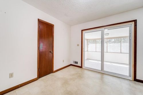 226 Ashland Dr, Stockbridge GA  30281-1768 exterior