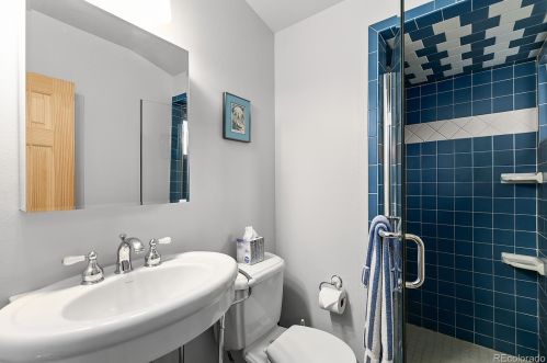 2900 Bannock St, Englewood CO 80110-1518 exterior