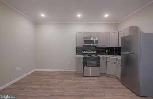 3628 11th St, Philadelphia PA  19148-0052 exterior