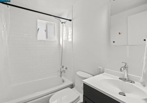 2245 Krueger Dr, Concord CA  94520-1750 exterior