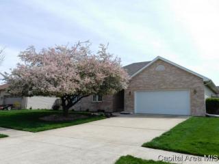 204 Keystone Dr, Chatham, IL 62629-9666