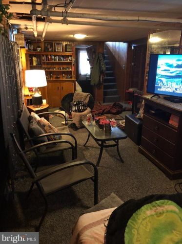 128 Roselawn Ave, Lancaster PA  17603-6607 exterior