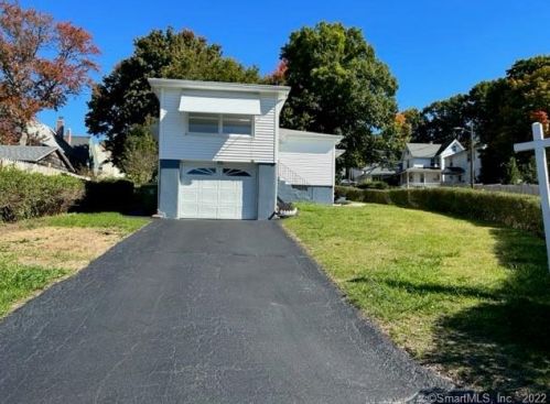 227 Madison St, Waterbury, CT 06706-1815