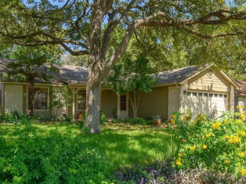 910 Calico Dr, Austin TX  78748-6492 exterior