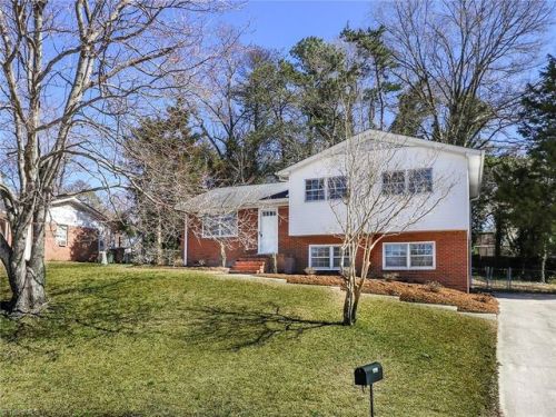 2505 Circle Pine Ct, Greensboro, NC 27407-6602