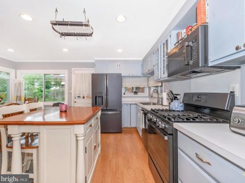 9814 Cottrell Ter, Silver Spring MD 20903-1928 exterior