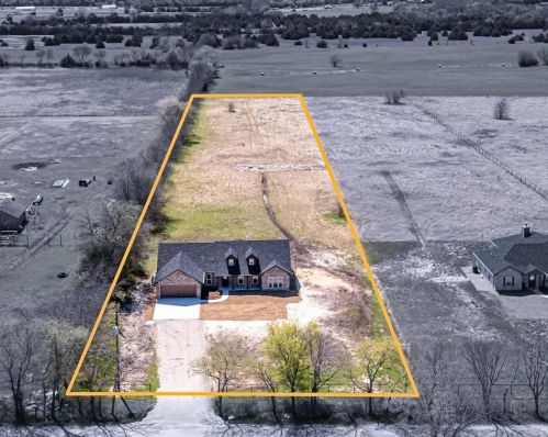 298 Knothole Rd, Whitewright, TX 75491-4792