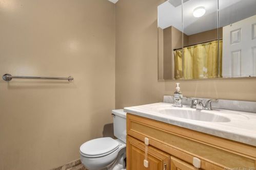 303 Fairmount Dr, Upper Stepney CT  06468-2880 exterior