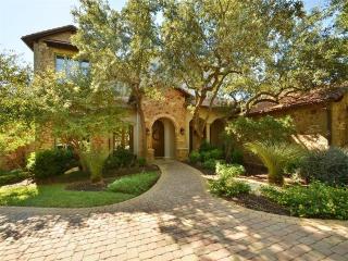 7901 Dadiva Ct, Austin TX  78735-1550 exterior