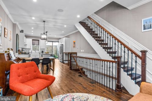 854 Front St, Philadelphia PA 19147-4341 exterior