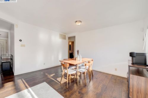 1416 Sunshine Dr, Concord CA  94520-4069 exterior