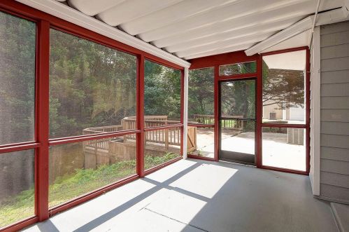 749 Deerwood Dr, Stockbridge GA  30281-6321 exterior