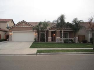 6217 Fountain Way, Fresno, CA 93727-8944