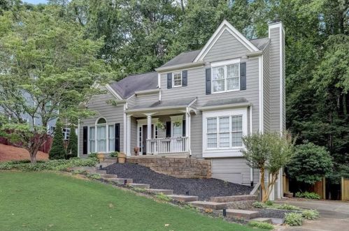 2219 Mcquiston Dr, Marietta, GA 30064-4810
