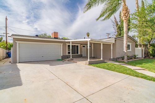 4082 Overland St, Riverside CA  92503-4071 exterior