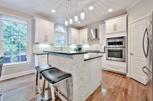 2468 Hughes Ct, Atlanta GA  30331-7896 exterior