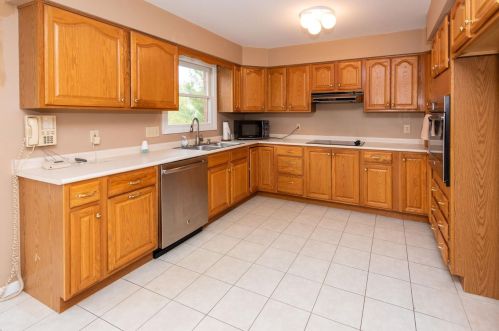 6236 Ashbourne Pl, Cincinnati OH 45233-4455 exterior