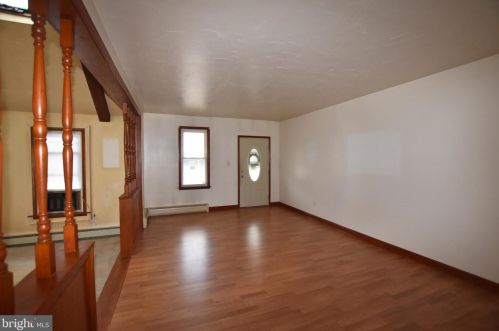 293 St, Hanover PA 17331-2320 exterior