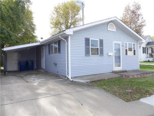 343 Mill St, Fort Russell, IL 62010-1221